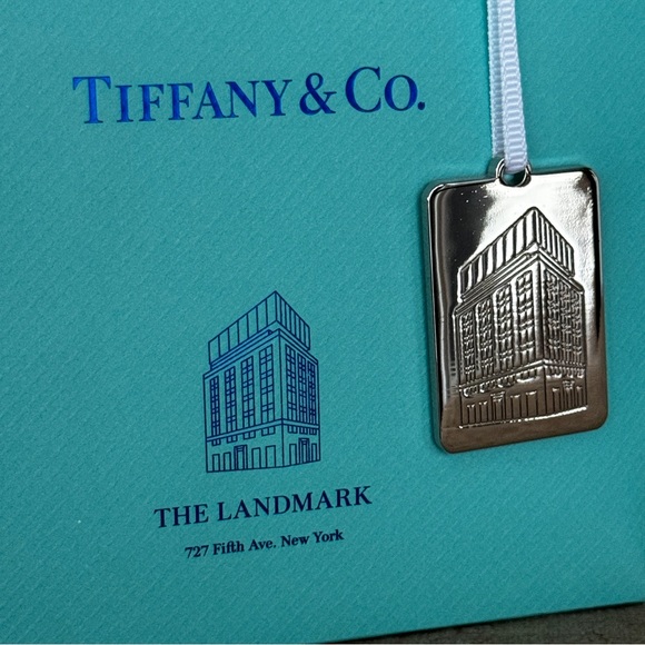Tiffany LANDMARK complete gift set with ornament charm - Picture 11 of 15